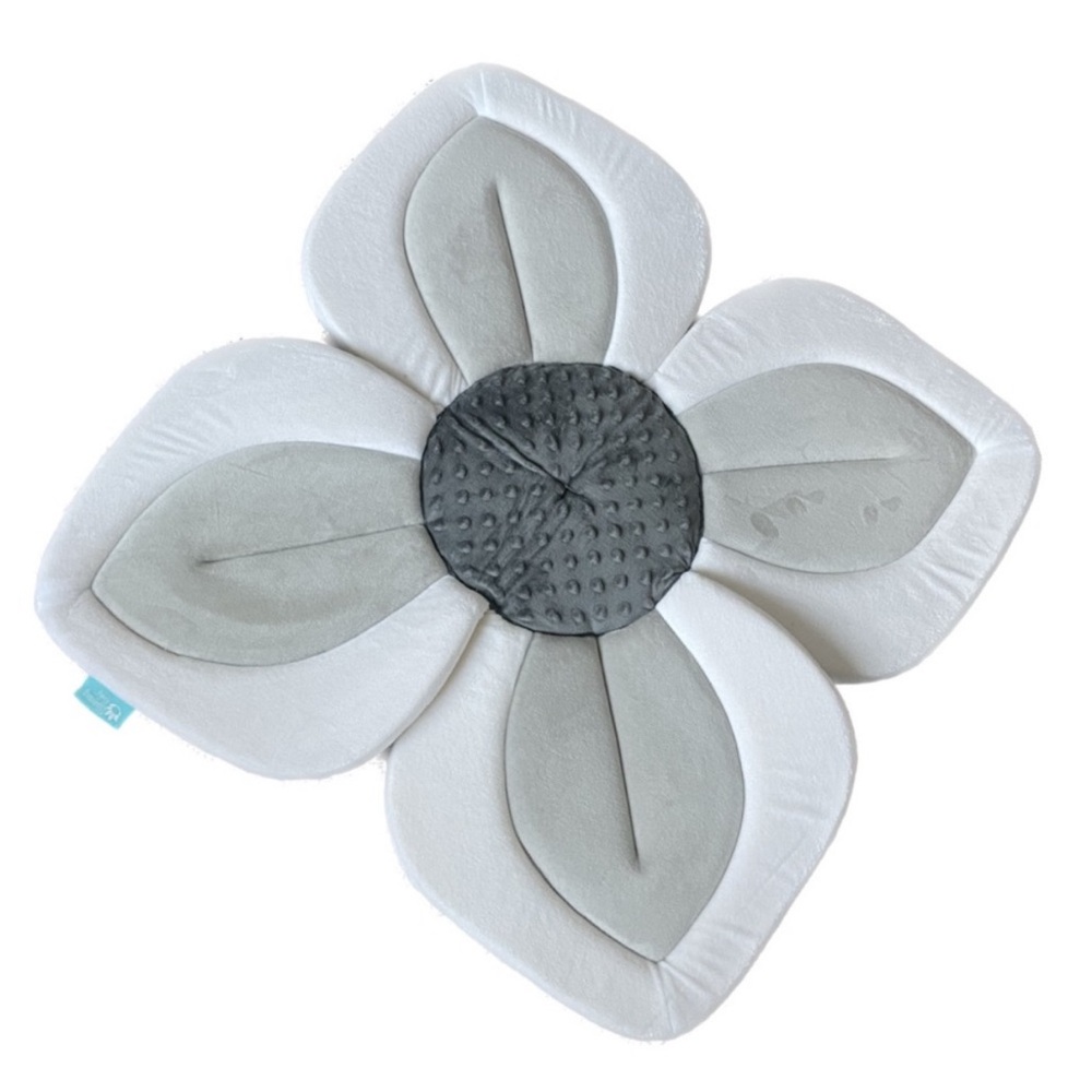 Blooming Baby Lotus Bath Gray and White Flower Bathing Cushion for Infant